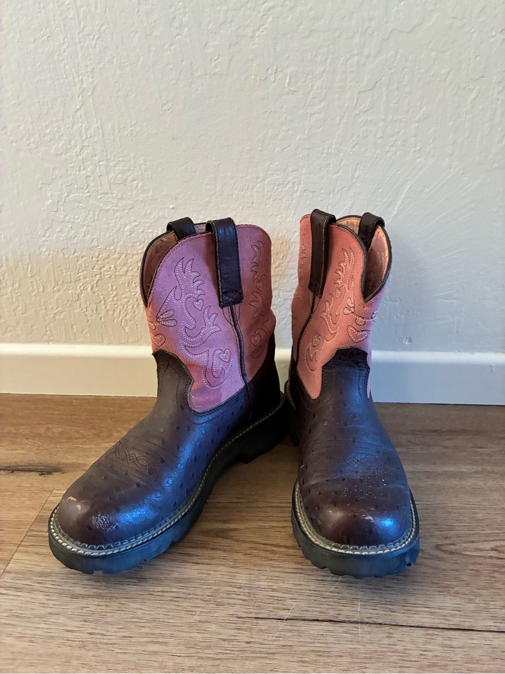 Ariat Brown Leather Foot Pink Embroidered Shaft Western Boots womens size 8.5
